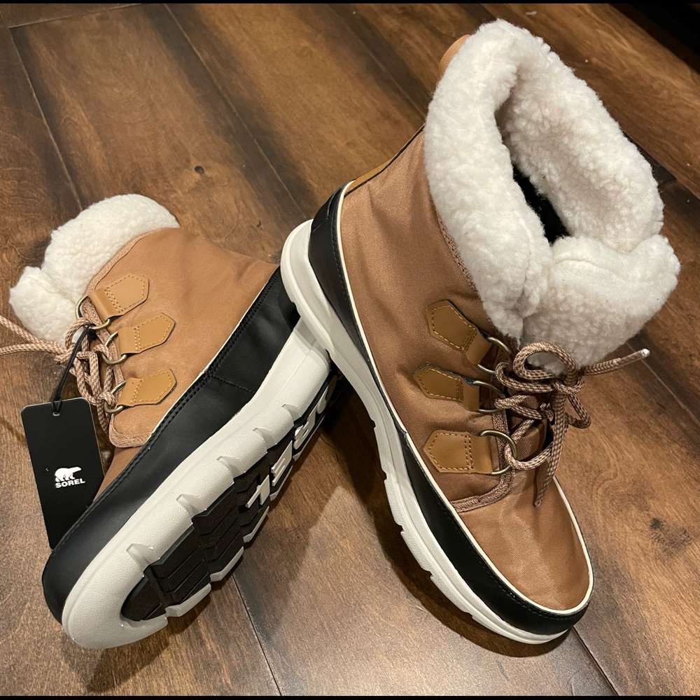 SOREL Explorer Carnival Waterproof Boot with Faux Fur Collar NEW - Picture 4 of 16